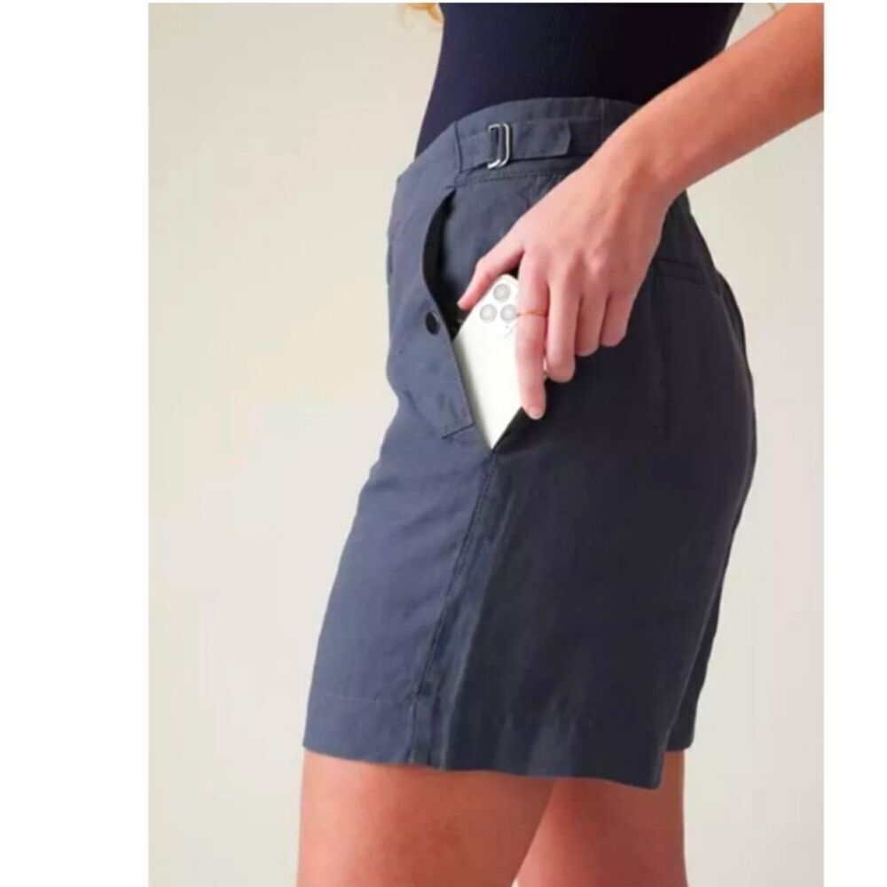 Athleta Voyager Linen Short, Size 8, Granite Blue, NWT